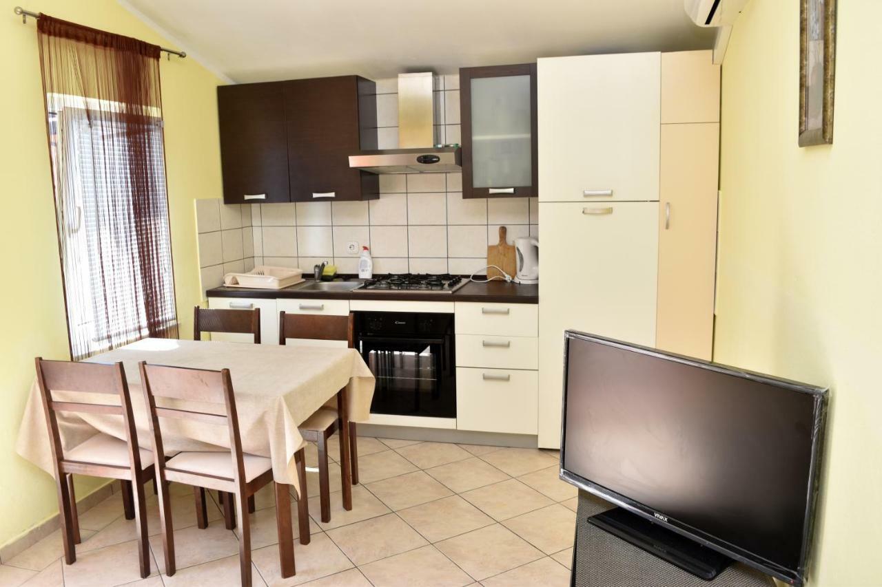Apartmani Lun Вир Екстериор снимка